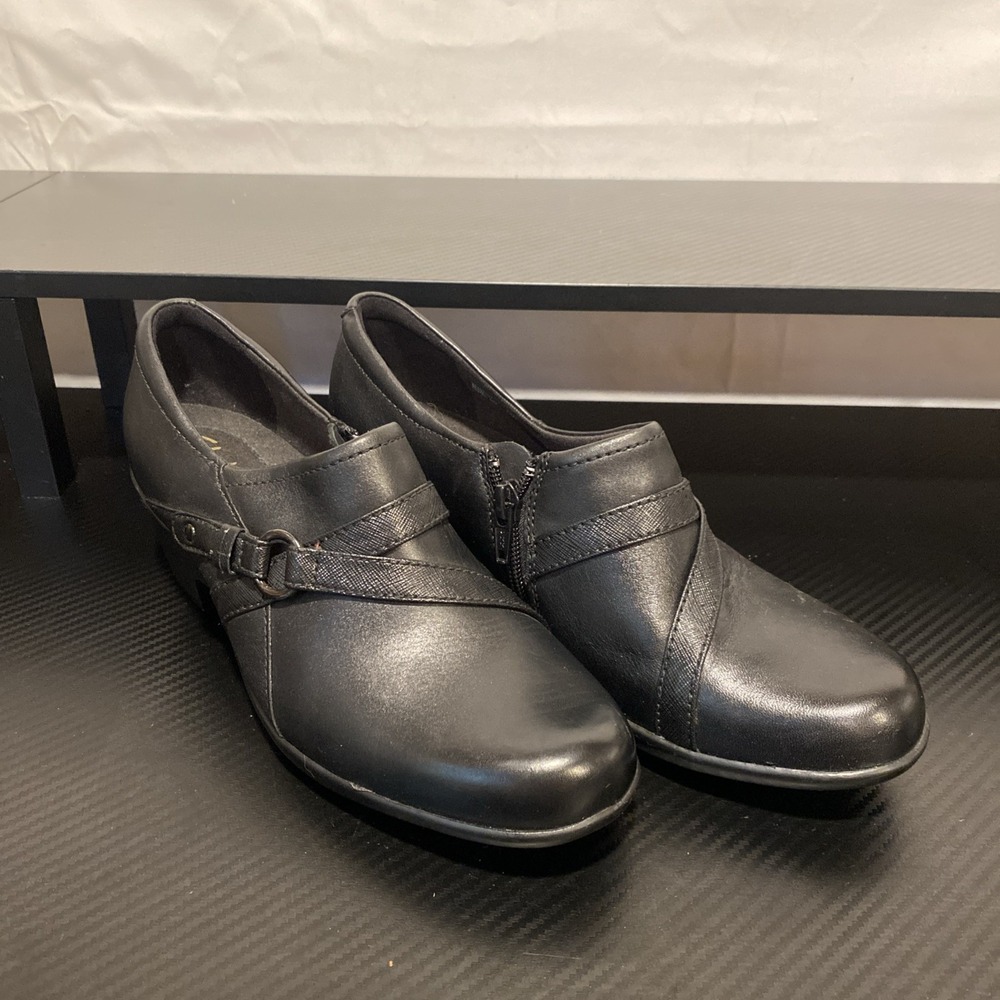 Clarks Gennete Curve ankle Boot 7.5M Black Leather Loafer Shoe